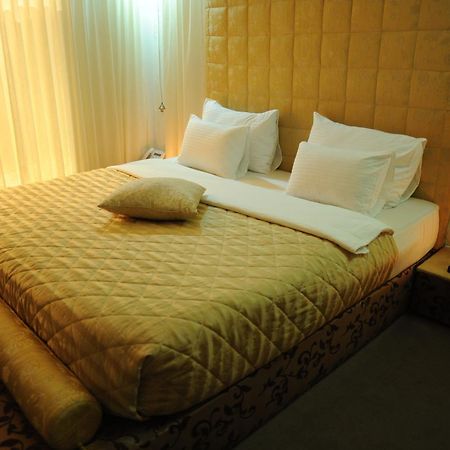 סראייבו Hotel Merona מראה חיצוני תמונה