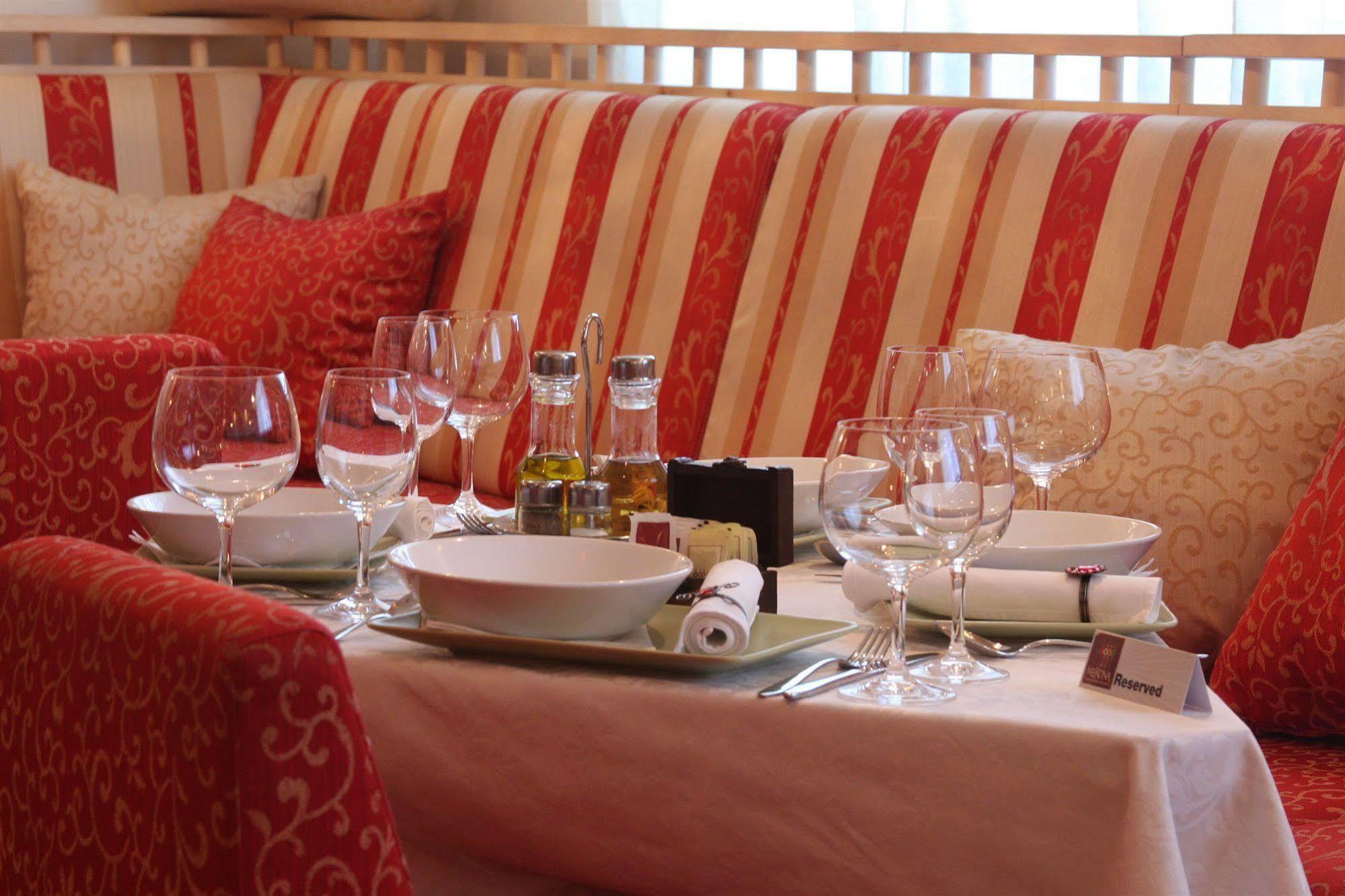 סראייבו Hotel Merona מראה חיצוני תמונה