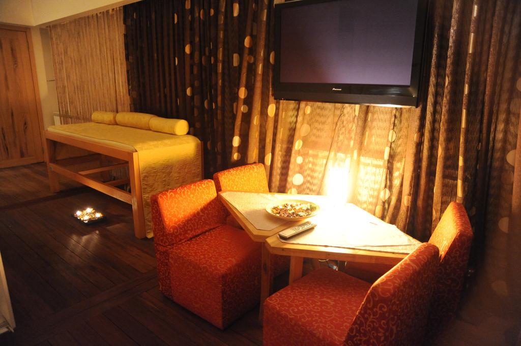 סראייבו Hotel Merona מראה חיצוני תמונה
