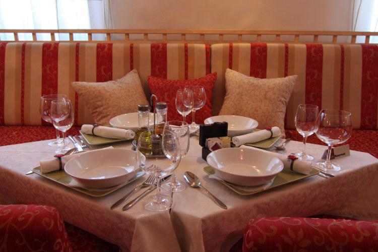 סראייבו Hotel Merona מסעדה תמונה